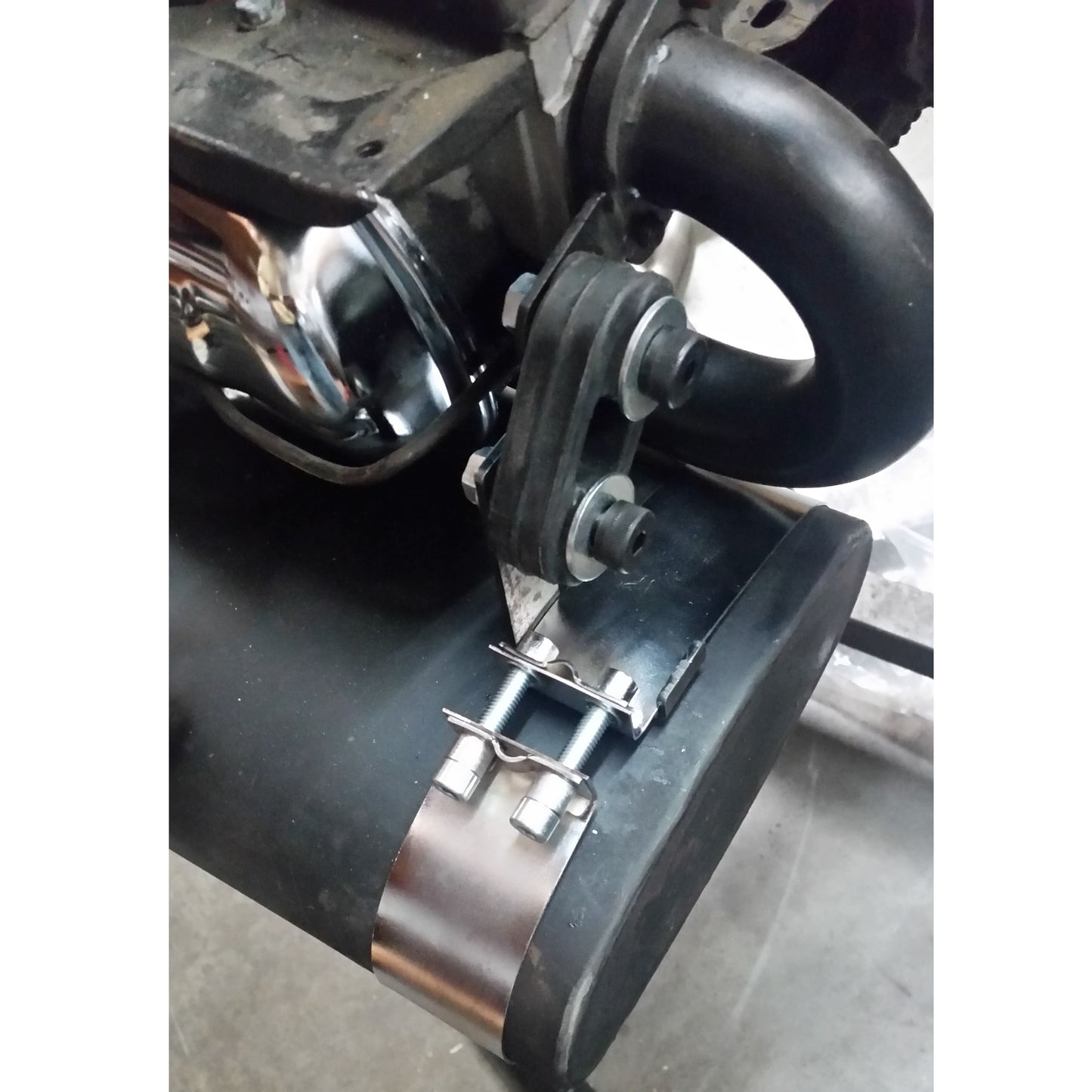 AA Sidewinder Exhaust System, 1 1/2" W/Muffler